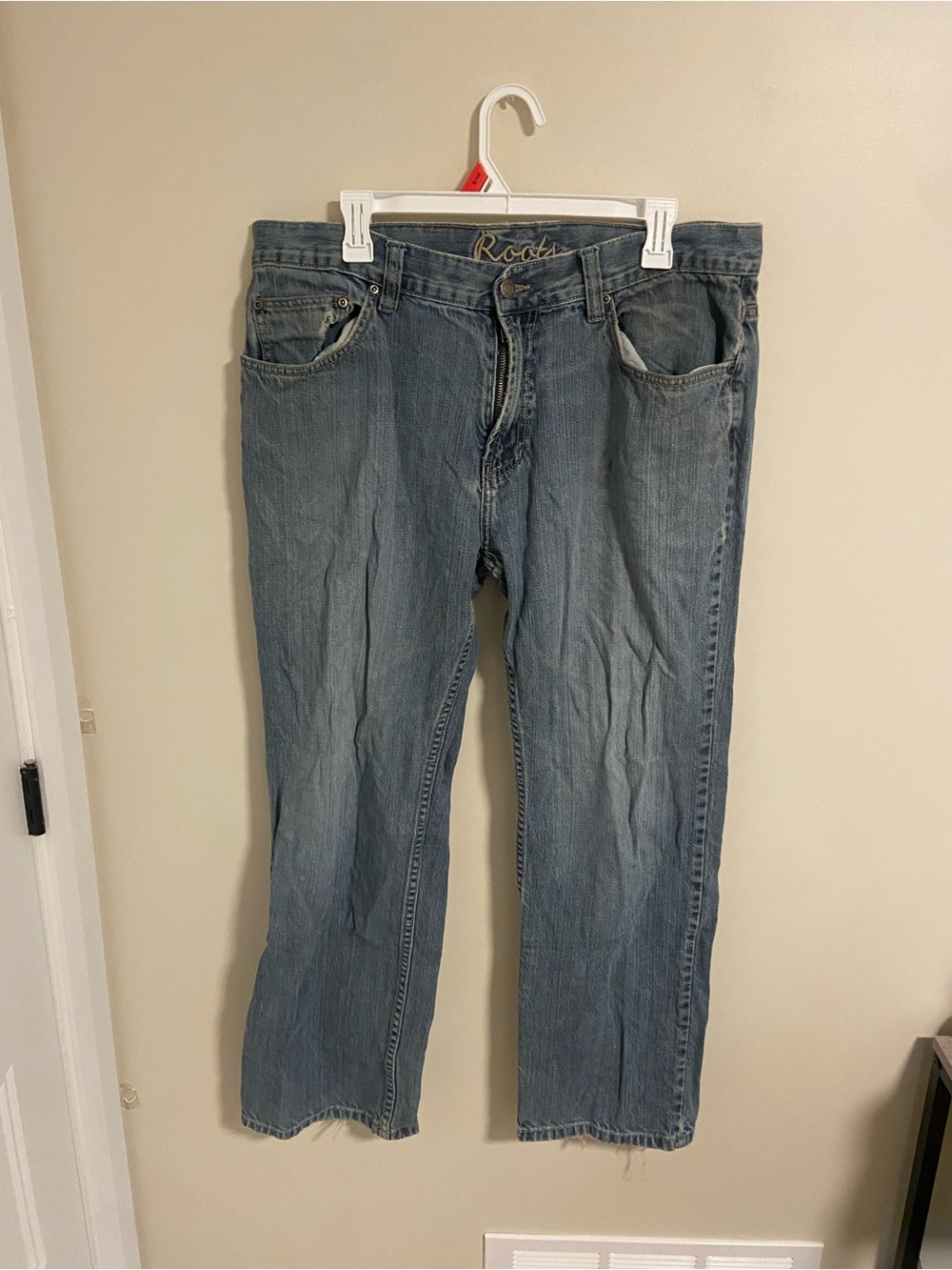 Roots Men's Light Blue Straight-Leg Jeans